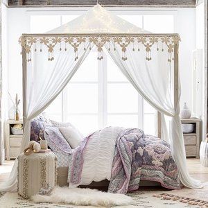 Pottery Barn Teen Boho White Bed Canopy